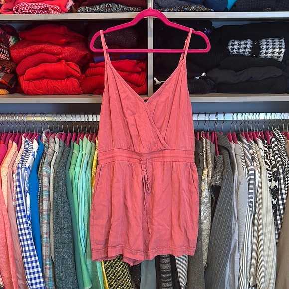 Forever 21 pink adjustable strap elastic waistband v neck romper size 0X - Picture 1 of 3